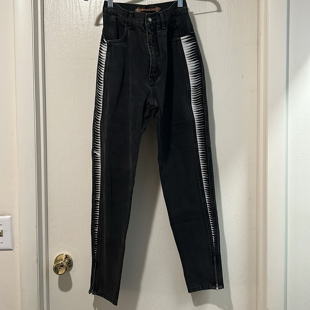 Vintage L.A. Gear Women’s Black Jeans with White Shoelace Design